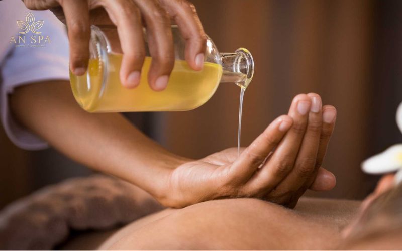 massage ấn độ kết hợp với tinh dầu
