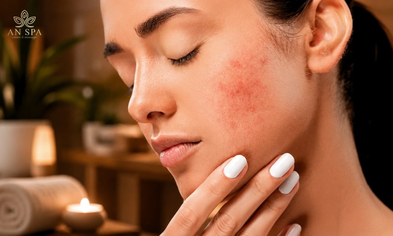 massage hỗ trợ cải thiện sự cân đối của cơ mặt