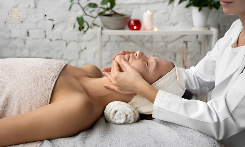 massage mặt hỗ trợ chăm sóc da